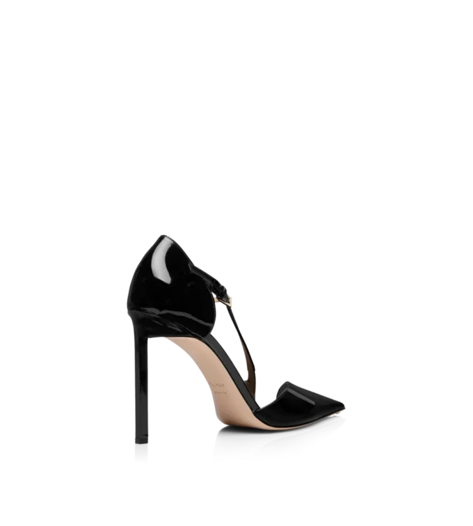Asymmetrische Pumps aus Lackleder