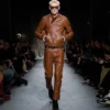 Asymmetrische Racerjacke aus Büffelleder