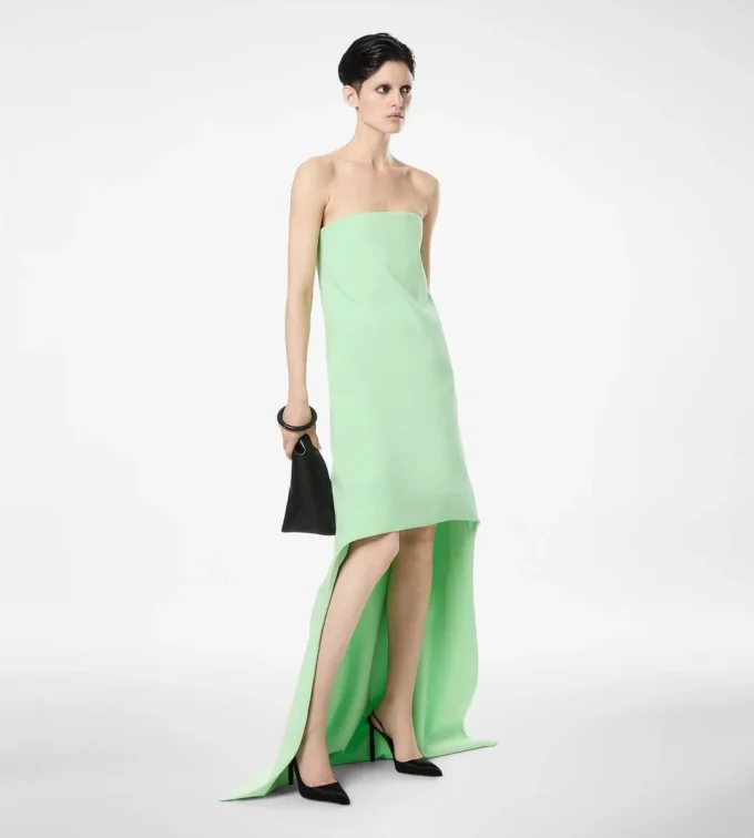 Asymmetrisches, trägerloses Cocktailkleid aus doppeltem Georgette-Stretchseide