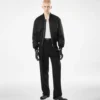 Bomberjacke aus Seidensatin