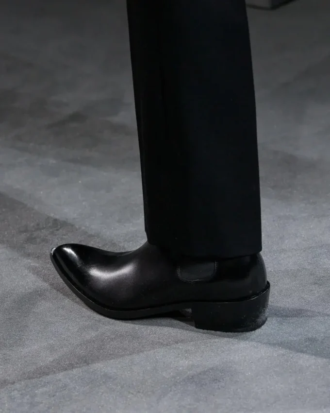 Chelsea-Stiefel aus poliertem Leder