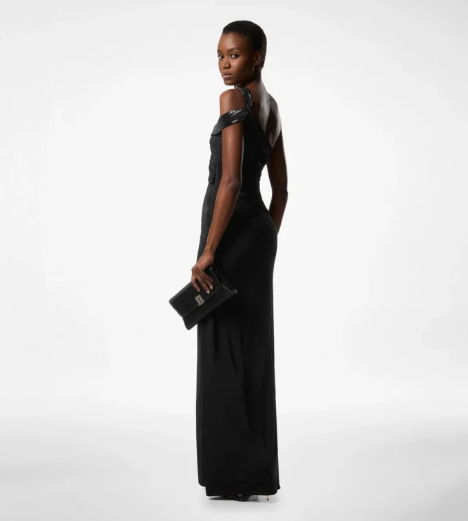 Ein-Schulter-Abendkleid mit gedrehter Vorderseite