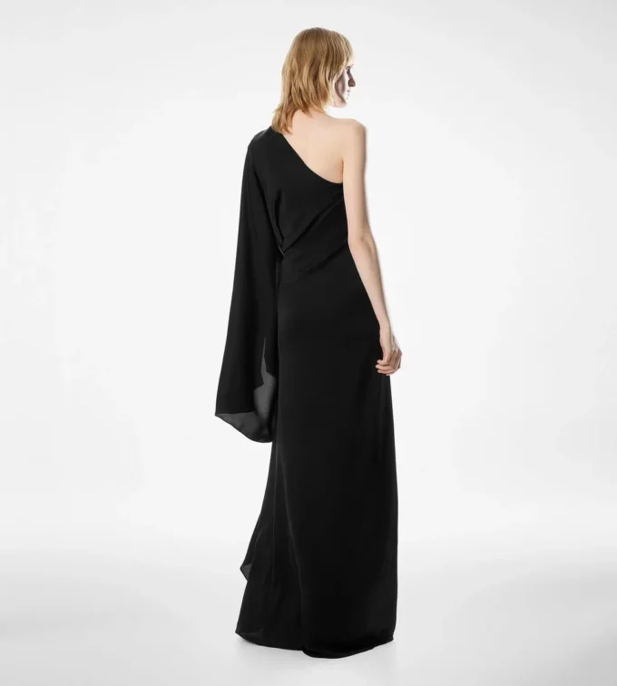 Einseitiges Abendkleid mit Cape und Liza-Hardware-Details