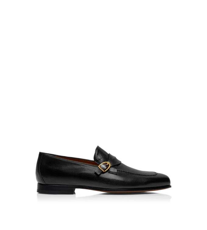 Geschmeidiger Loafer aus genarbtem Leder mit verdrehter Schnalle von Gigi