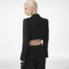 Kurze Smokingjacke aus Woll-Seiden-Mischung mit doppelter Knopfleiste