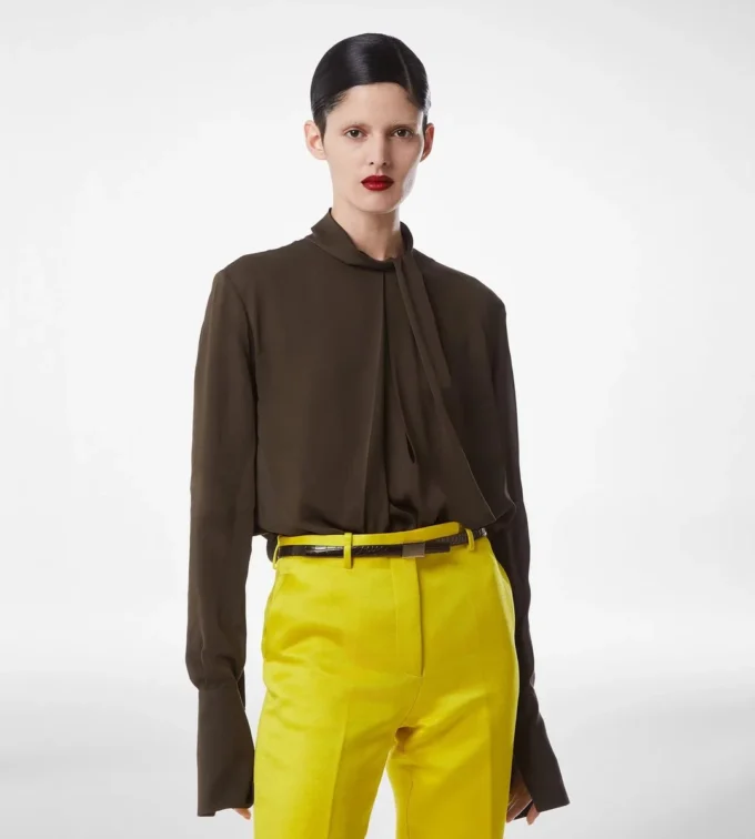 Langärmelige Bluse aus gewaschener Seidengeorgette