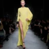 Langärmeliges Abendkleid aus Crêpe-Jersey