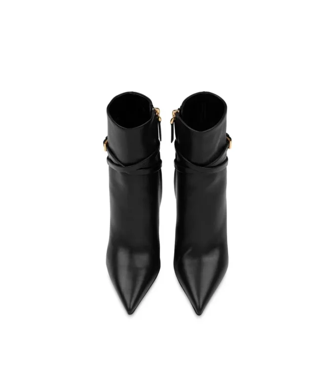 Lederstiefelette mit Vorhängeschloss