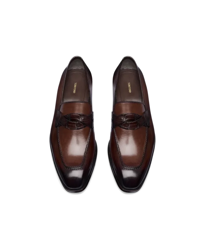 Loafer aus poliertem Leder und Alligatorleder mit gedrehtem Band