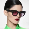 Marine-Sonnenbrille