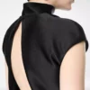 Playsuit aus doppelter Seide Duchesse mit Cut-Out