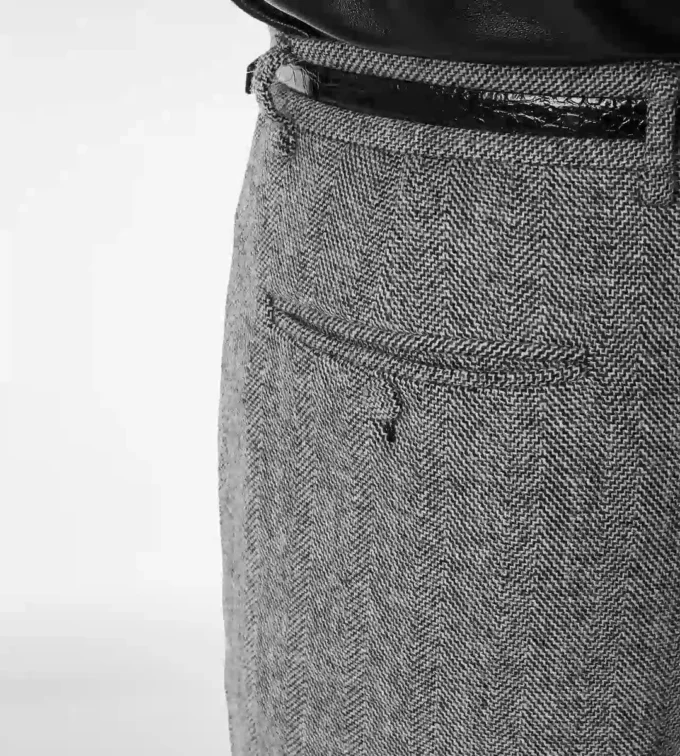 Sharkskin-Hose mit Fischgrätenmuster und doppelter Teilbarkeit
