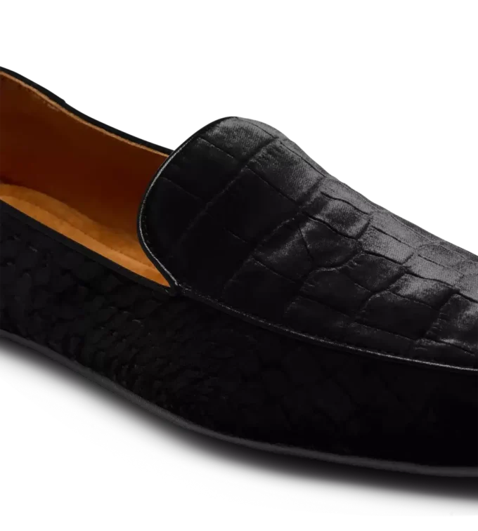 Slipper aus geprägtem Krokodilleder-Samt