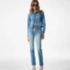 Sommerliche Jeansjacke im Stonewashed-Look