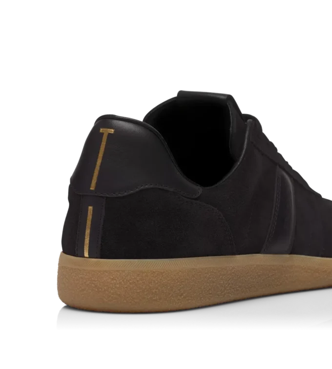 Suede T Sneaker