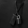 T-Line East-West Tote aus genarbtem Leder
