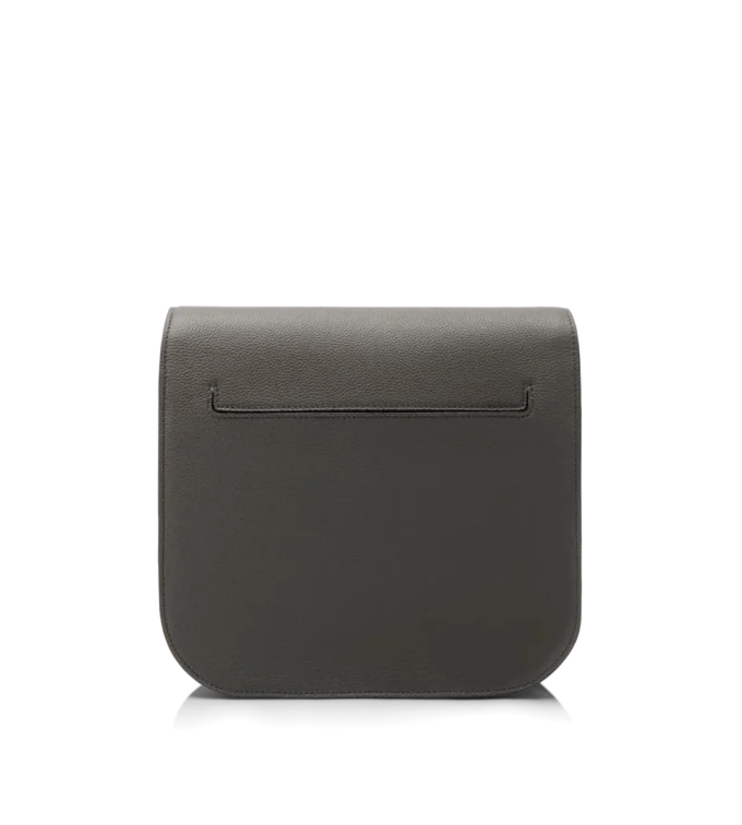 Tara Medium Crossbody aus genarbtem Leder